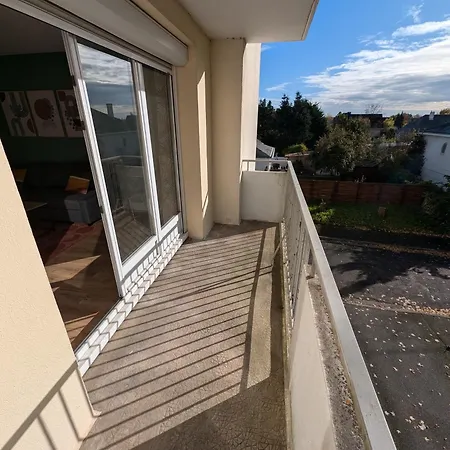 Agreable T3 Avec Balcon Et Parking Apartamento Angers