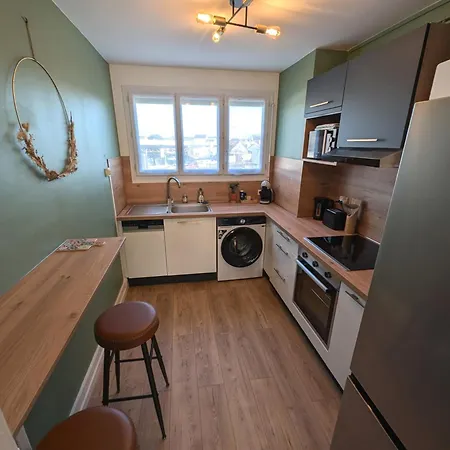 Apartamento Agreable T3 Avec Balcon Et Parking
